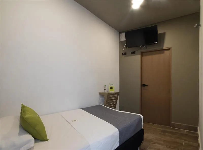 Hotel Prestige Medellin 3*,