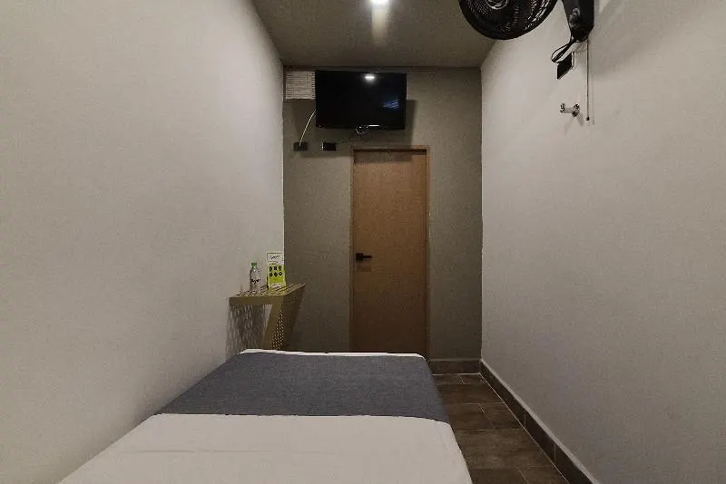 Hotel Prestige Medellin 3*,  Colombia